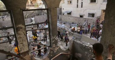 Israeli strikes kill at least 32 people in Gaza as Netanyahu ignores demands for a ceasefire