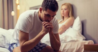 JANA HOCKING reveals sex move that'll have men confessing their love