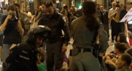 Jerusalem protesters demand end to war in Gaza