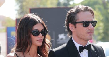 Kaia Gerber packs on the PDA with her boyfriend Lewis Pullman
