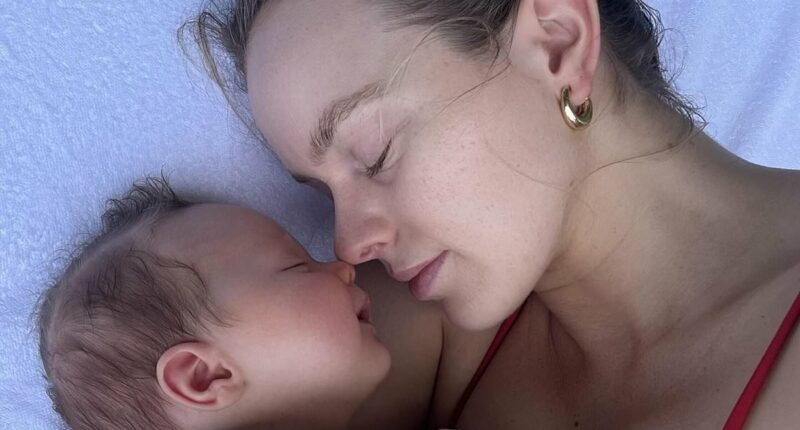 Madeline Holtznagel posts never before seen photos of her baby