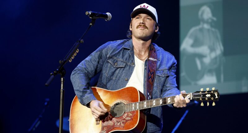 Morgan Wallen stops show to 'send prayers' to Charlie Kirk's widow