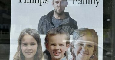 NZ Police have highlighted the similarities in the searches for slain fugitive Tom Phillips and alleged cop killer Dezi Freeman (pictured, a missing poster for Phillips and his children)