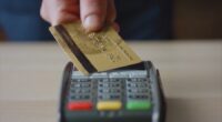 New method of bank card fraud 'ghost tapping' targets tap to pay users