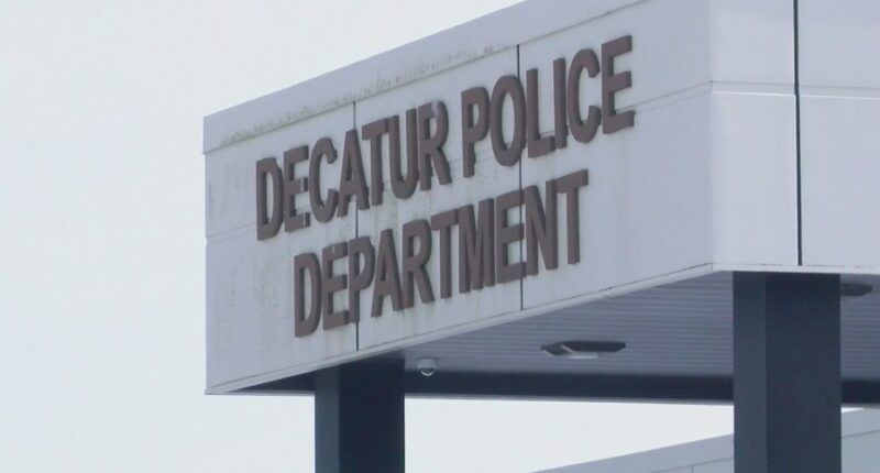 One man shot in the leg, another shot in the feet 3 hours apart in Decatur