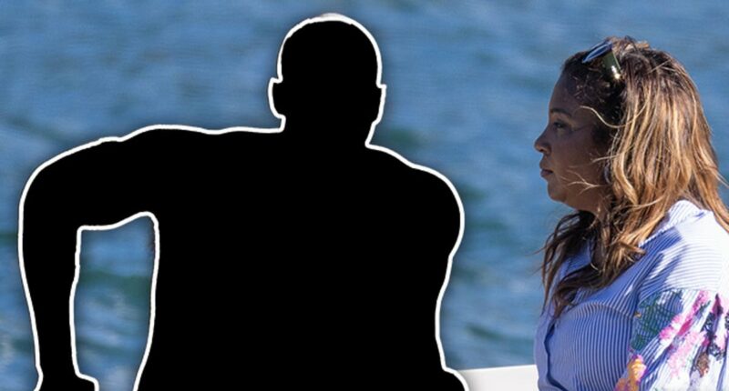 Photos burn top Dems' 2028 plans to ground as he's busted half-naked