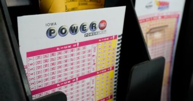 Powerball jackpot hits $1.8B for Saturday drawing
