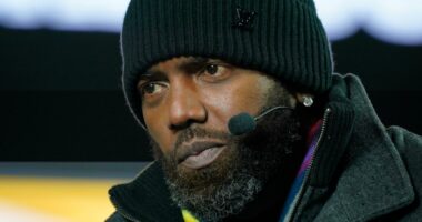 Randy Moss completes cancer treatment at Atrium Health