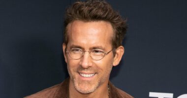 Ryan Reynolds blasted for being 'rude' to a child on the red carpet