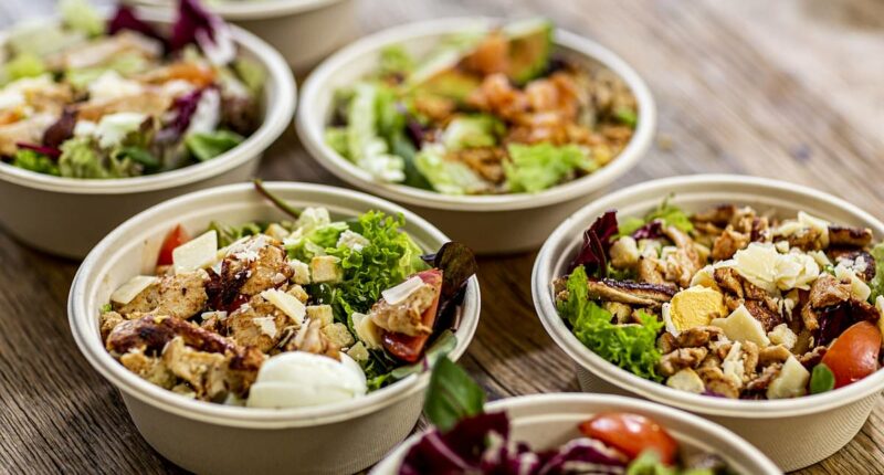 Salad chain is closing a quarter of its restaurants