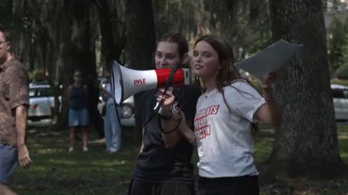 Savannah Arts Academy students take stand against gun violence
