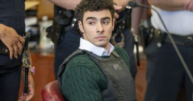 FILE - Luigi Mangione , accused of fatally shooting the UnitedHealthcare CEO Brian Thompson in New York City and leading authorities on a five-day search is scheduled, appears in court for a hearing, Feb. 21, 2025, in New York. (Steven Hirsch/New York Post via AP, Pool, File)