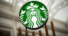Starbucks to lay off 900 employees, close stores in US, Canada