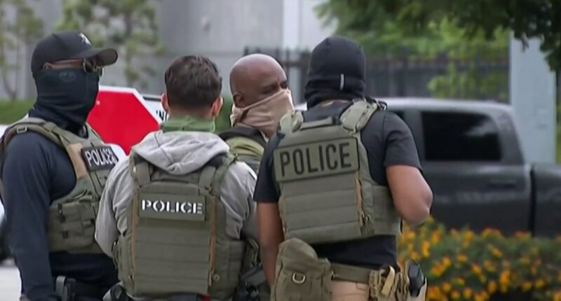 Supreme Court lifts limits on Los Angeles immigration stops