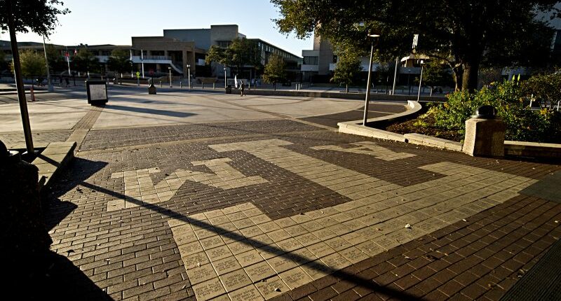 Texas A&M president resigns after viral dispute over course