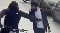 The shops where staff offer £20 for iPhones they KNOW are stolen