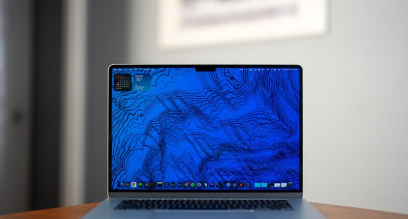 The touchscreen MacBook rumors are never ending