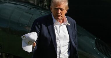 Trump summons four lawmakers to White House showdown as shutdown looms