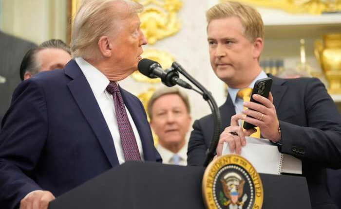 US media quickly forced to revisit a thorny question: How should a president's health be covered?