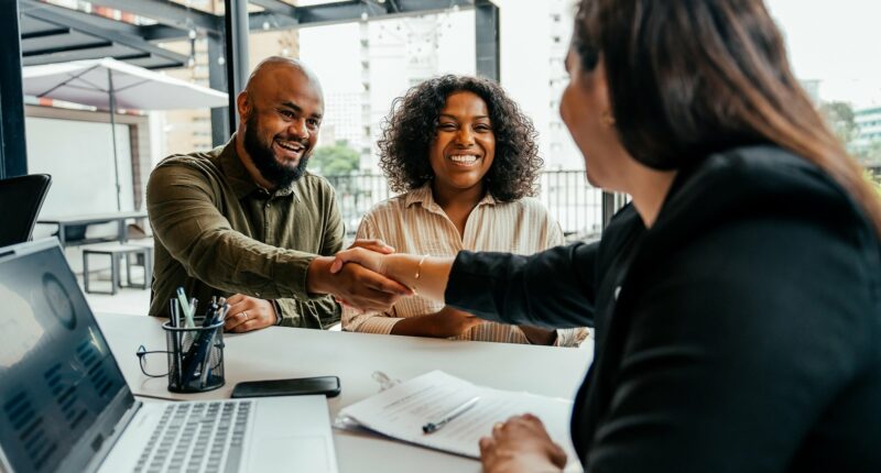 Use This Blueprint to Turn Prospects Into Customers For Life