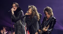 VMAs bow to the Prince of Darkness with tribute performance