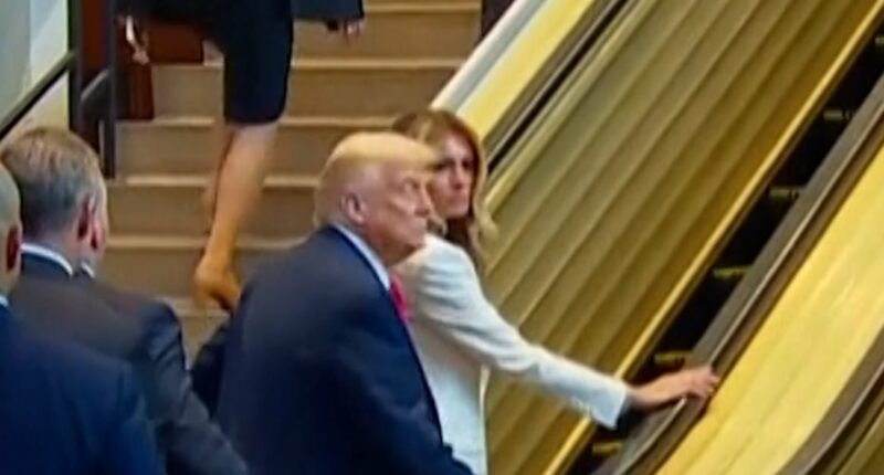 Video captures Trump's escalator mishap at U.N.