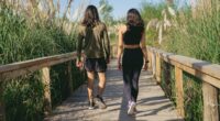 What is 'Retro Walking'? The newest trend experts say can prevent dementia