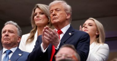 White House reveals mysterious pill in Trump's mouth
