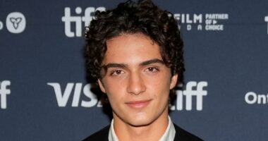 Young nepo baby is a dead ringer of his famous dad at TFF premiere