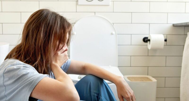 'I'm a paramedic and swear by unlikely method to stop nausea and sickness'