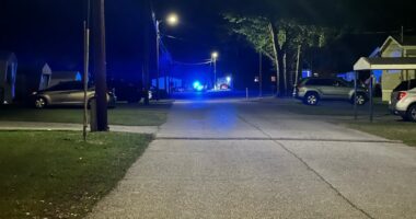 1 dead, 1 in custody after Alabama shooting