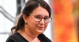 CBS News editor Bari Weiss stuns 60 Minutes journalists to silence