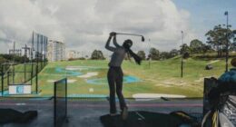 An artist render of the NSW government's plan to slash Moore Park Golf Club in half.