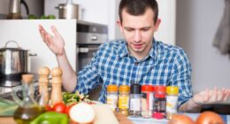 8 habits cut risk of condition affecting 1 in 3 adults, study says