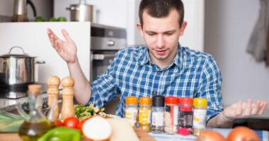 8 habits cut risk of condition affecting 1 in 3 adults, study says