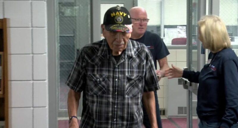 99-year-old WWII veteran shares culinary talents