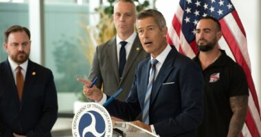 Air traffic controllers union warns of growing delays amid government shutdown