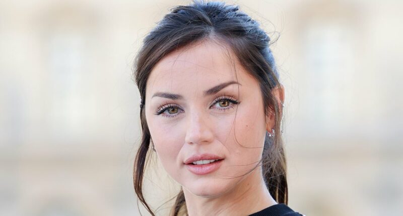 Ana de Armas was 'uncomfortable' with fast-paced Tom Cruise romance