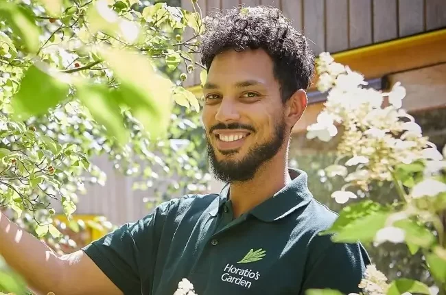 Ashley Edwards Gardener Wiki, Age, DIY SOS |
