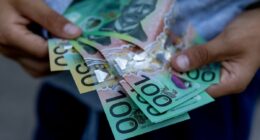 Australia Post takes bombshell move AGAINST cash