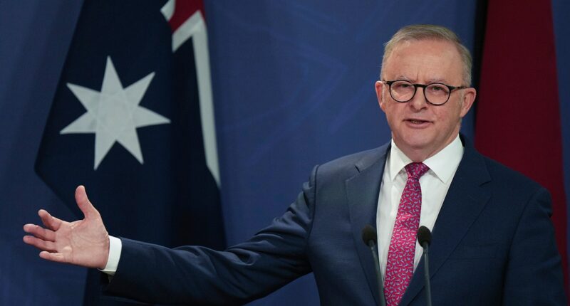 Australian prime minister's plane makes emergency landing in St. Louis after leaving Washington