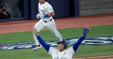 Barger, Varsho, Kirk lead homer barrage as Blue Jays rout Dodgers 11-4 in World Series opener