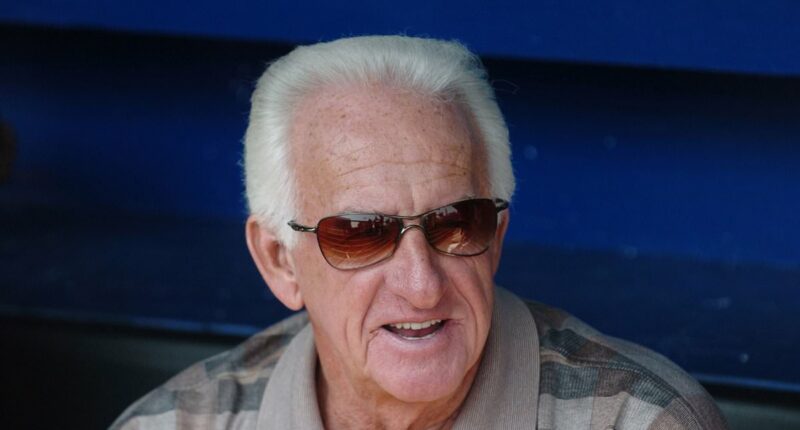 Brewers pay tribute to late Bob Uecker as they beat Cubs to face LA
