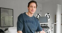 Bryan Johnson reversed his age by a decade... now he's detoxed 85% of toxic plastics with simple daily habit