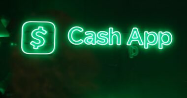 Cash App giving $100 to users through October. How to enter