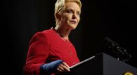 Cindy McCain suffers a mild stroke and will take leave from World Food Program while recovering