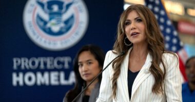DHS to impose $1K fee for migrants granted humanitarian parole