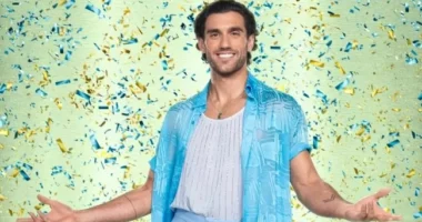 Julian Caillon Dancer