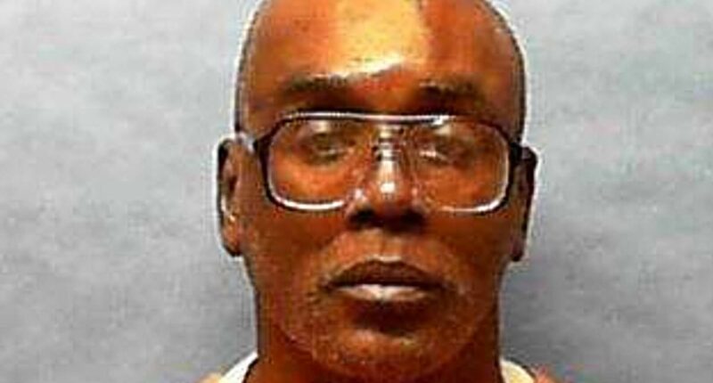 Daughter who witnessed parents' murder attends killer's execution