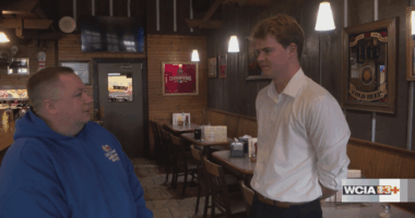 Dave Portnoy's 'One Bite Pizza Reviews' bring spike to Central Illinois businesses